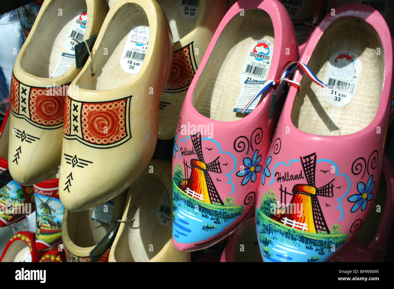 Zoccoli di legno per la vendita in Amsterdam, Paesi Bassi Foto Stock