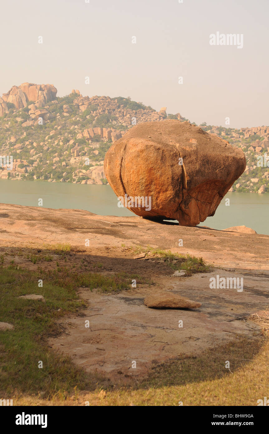 Bella rossa roccia di granito in Hampi India Foto Stock