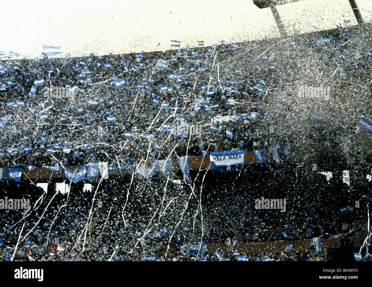 Finale di coppa del mondo Holland v Argentina un ticker tape benvenuti prima di iniziare la finale della Coppa del mondo. Giugno 1978 Foto Stock