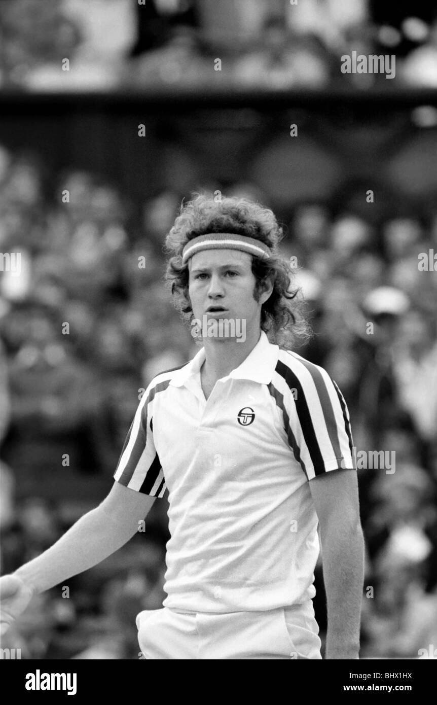 Semifinali Wimbledon '80. Parti di ricambio. John McEnroe v Jimmy Connors. John McEnroe in azione contro Jimmy Connors. Luglio 1980 Foto Stock