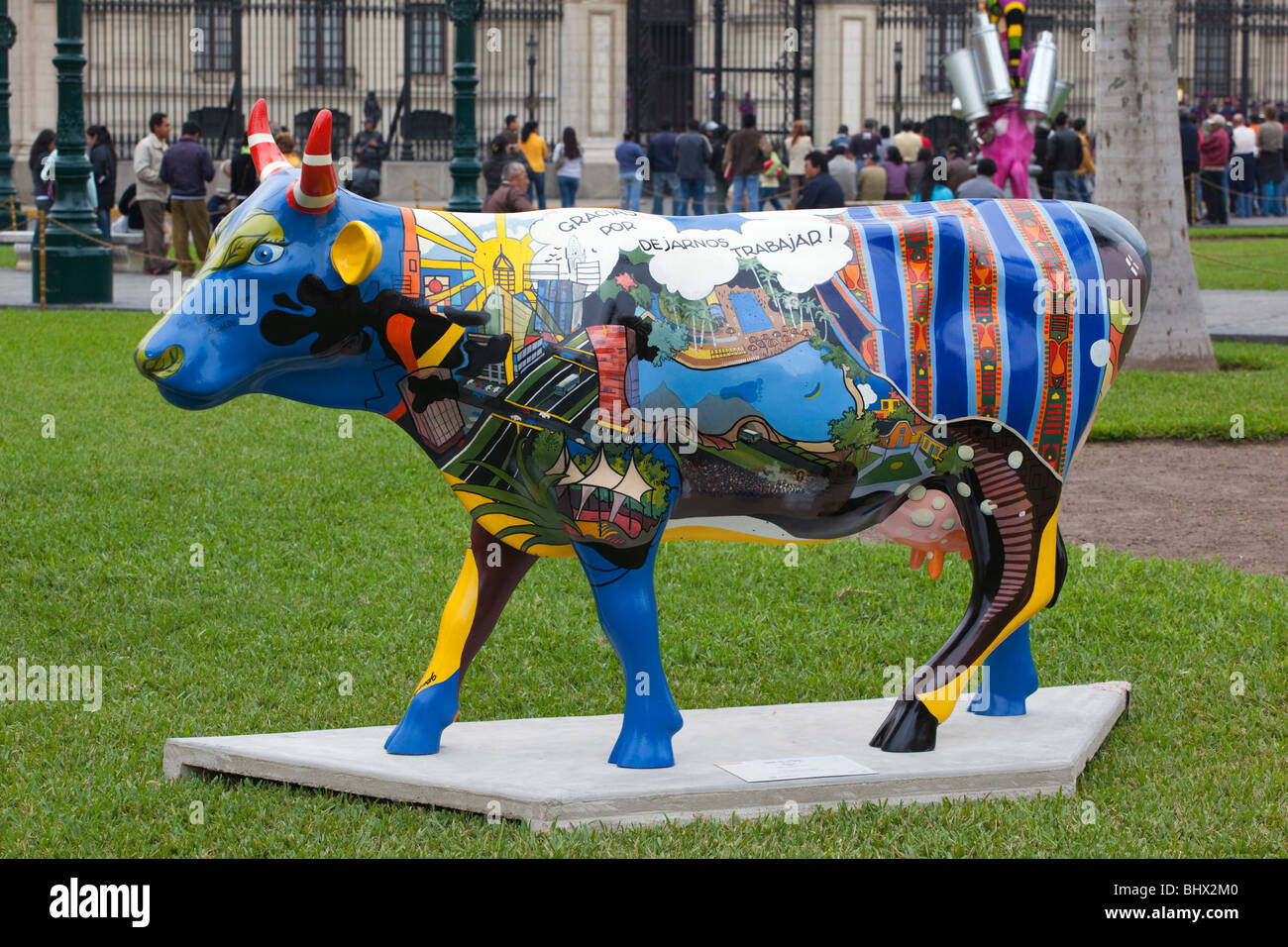 Cow Parade di Lima di Plaza de Armas, Perù Foto Stock