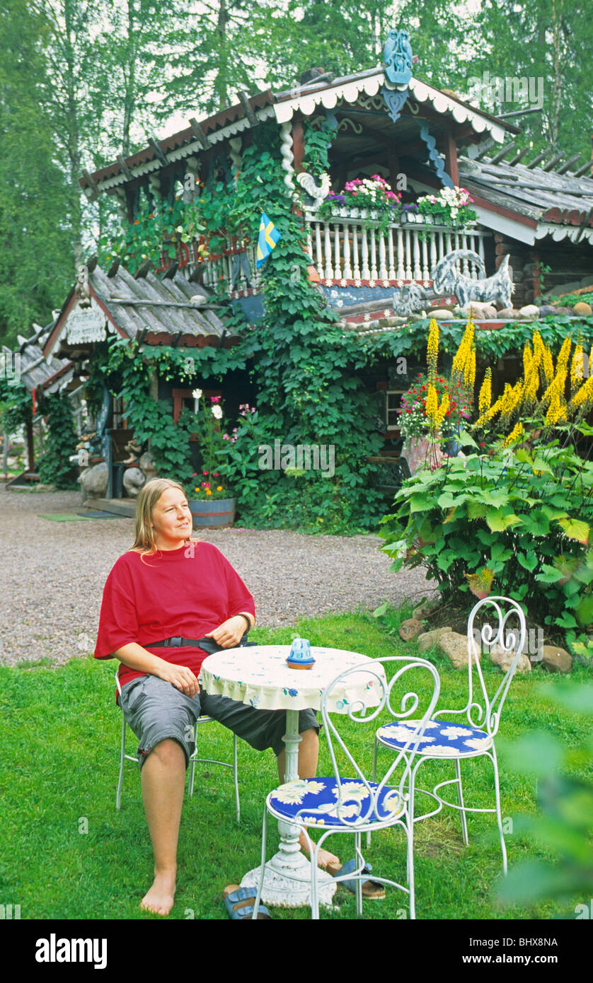 Ristorante con giardino Valbackens Stugby nei pressi di Mora in Svezia meridionale Foto Stock