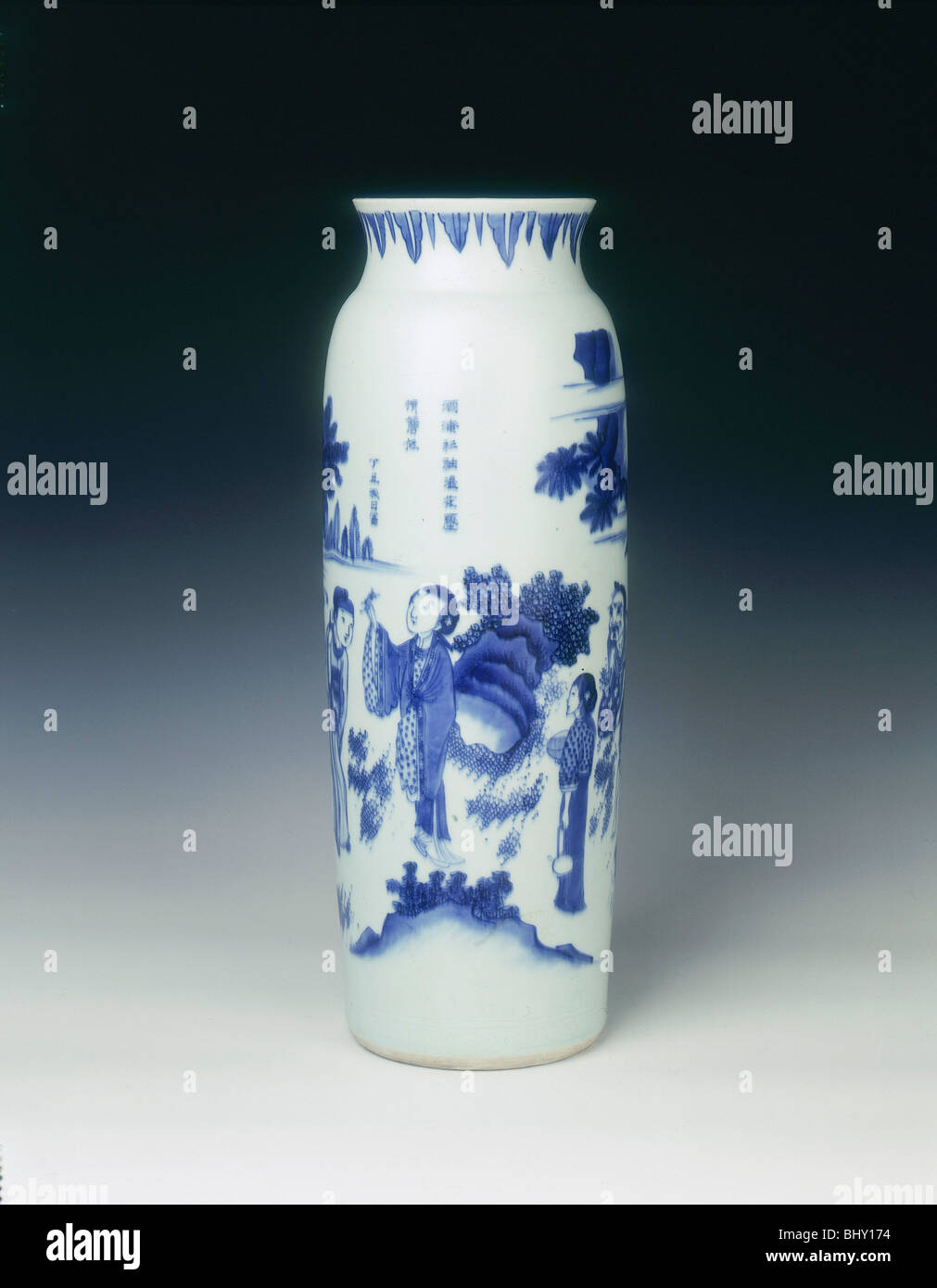 Blu e bianco vaso a manicotto, Cina, 1637. Artista: sconosciuto Foto Stock