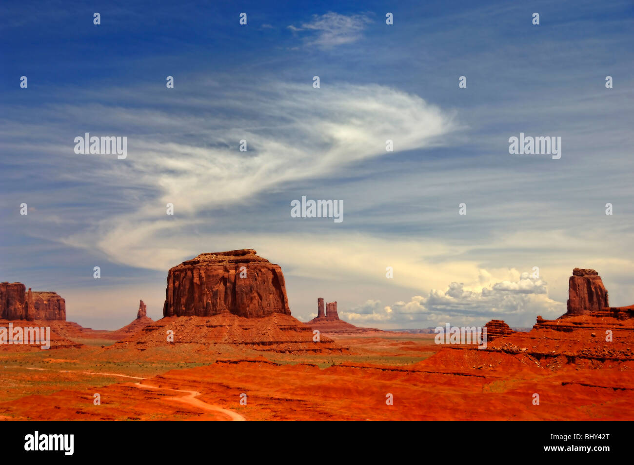 La vista dal centro visitatori alla Monument Valley in Arizona, Stati Uniti d'America Foto Stock