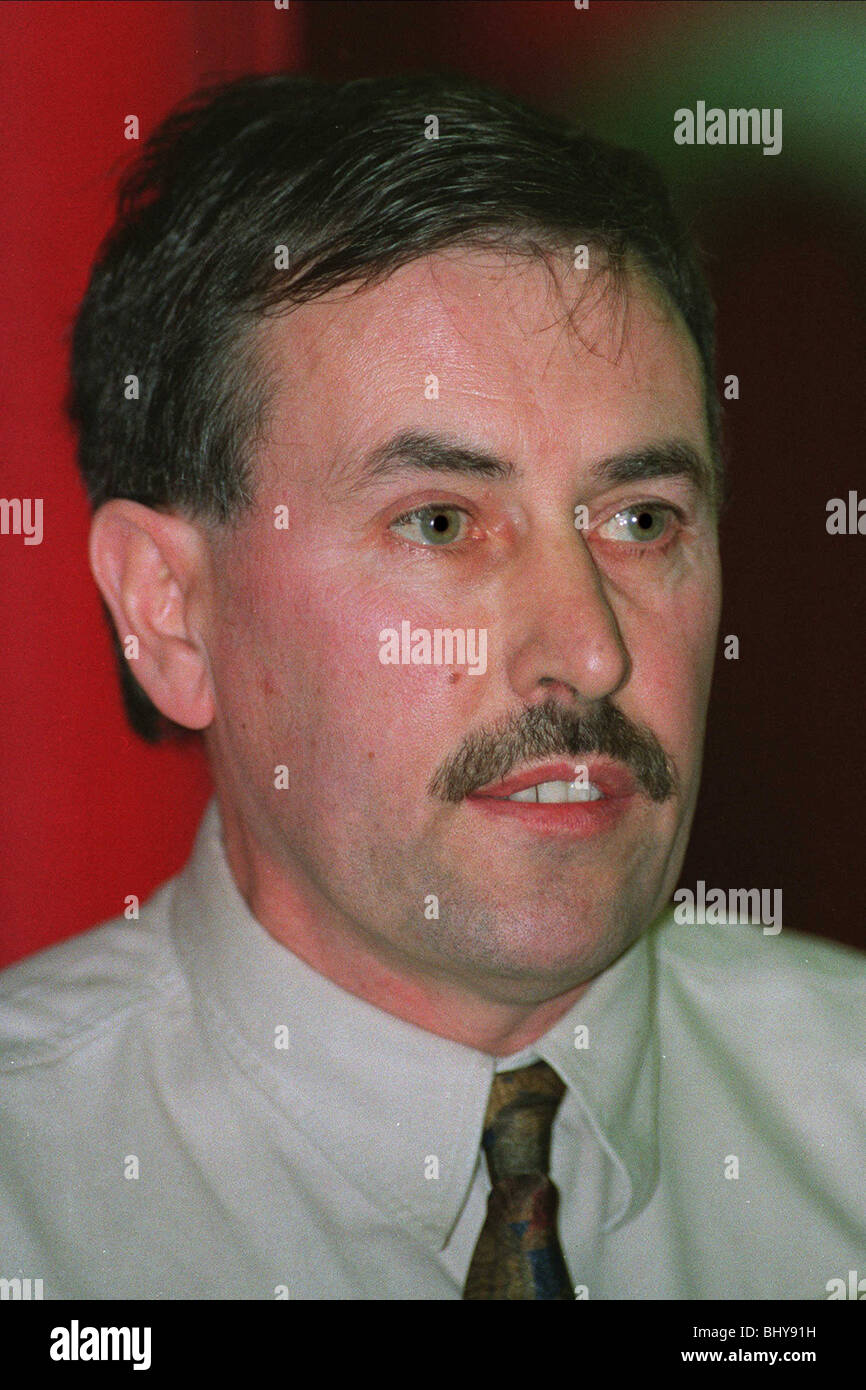 MITCHEL MCLAUGHLIN Sinn Fein PARTY 07 Febbraio 1991 Foto Stock