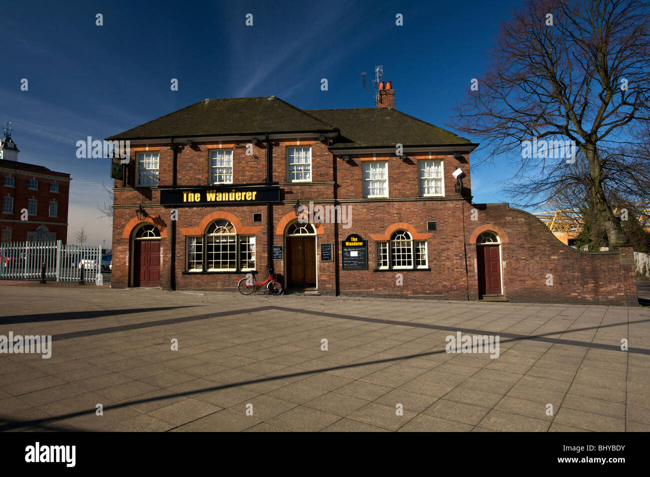 Il Wanderer Public House vicino Molineux Stadium di Wolverhampton West Midlands England Regno Unito Foto Stock