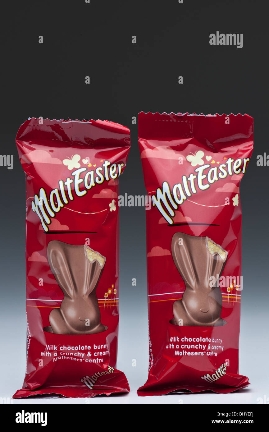 Due barre di Maltesers Malteaster coniglietti di cioccolato Foto Stock