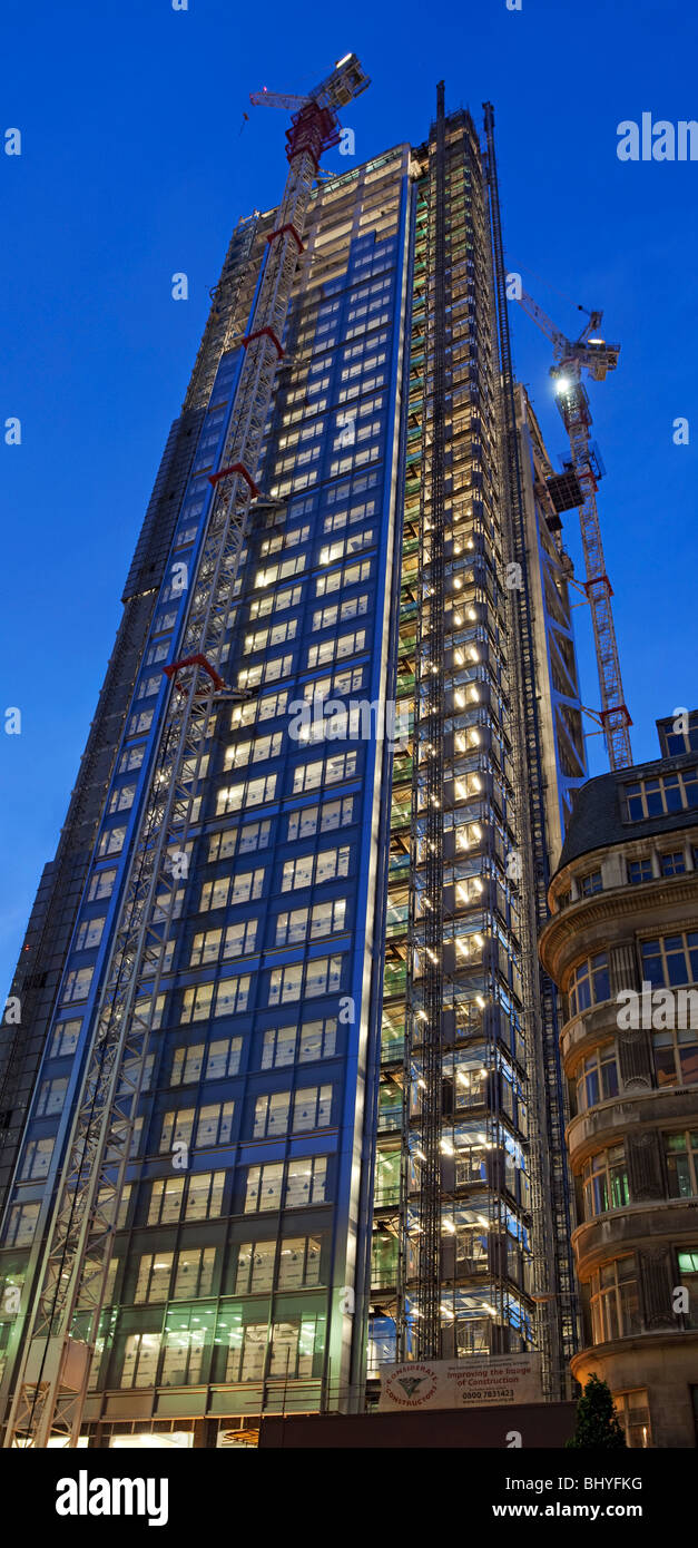 Heron Tower (110 Bishopsgate) in costruzione nella città di Londra Foto Stock