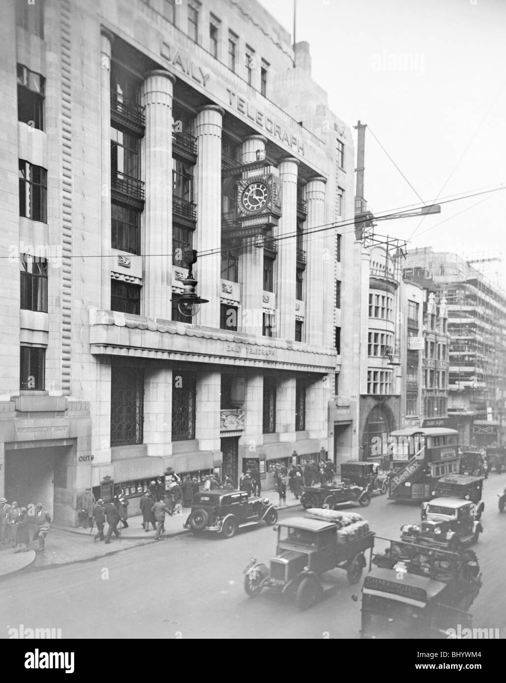 Il Daily Telegraph edificio, Fleet Street, City of Westminster, Londra, primi 1930s. Artista: George Davison Reid Foto Stock