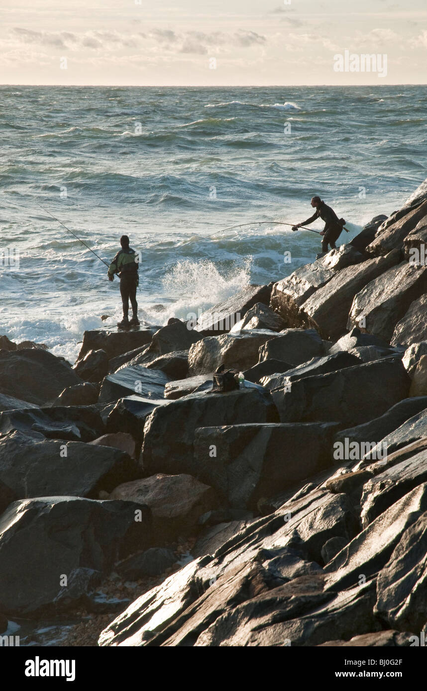 New York Long Island Montauk Point pescatori surf casting Foto Stock