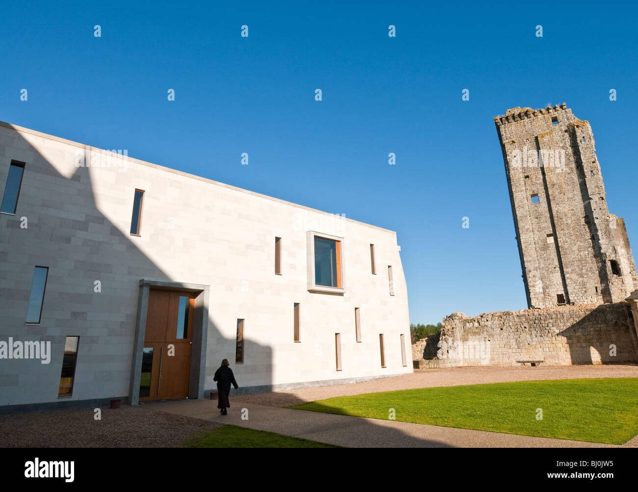 Nuovo e moderno museo di archeologia edificio, Le Grand-Pressigny, sud-Touraine, Francia. Foto Stock