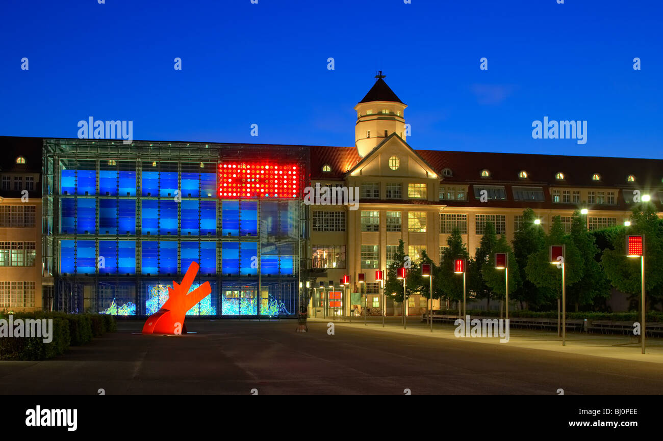 Centro per l'arte e la tecnologia multimediale di Karlsruhe in Germania Foto Stock