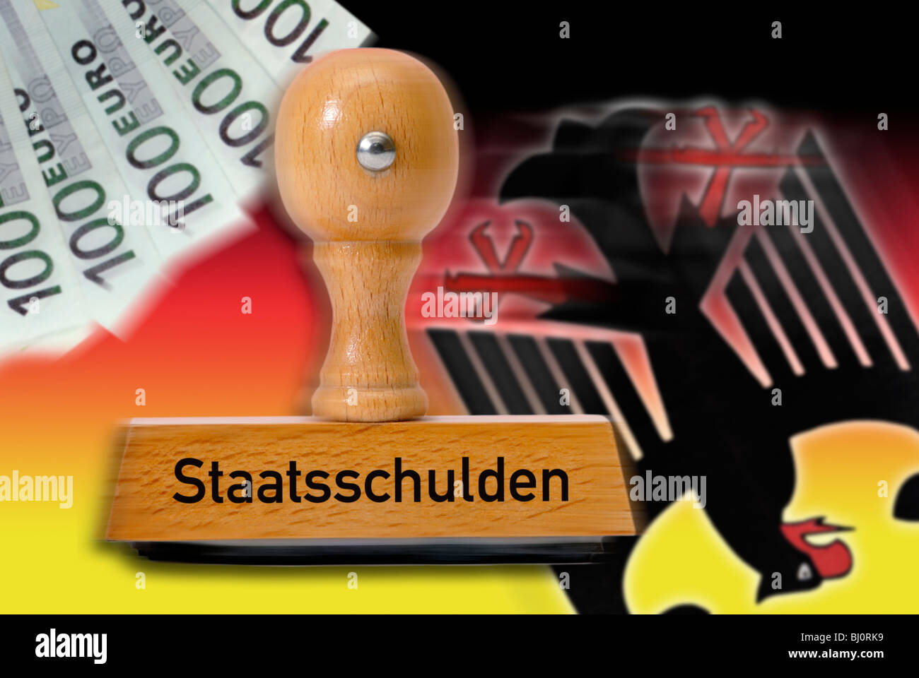 Timbro con la parola debito nazionale, aquila tedesca e i colori nazionali Foto Stock