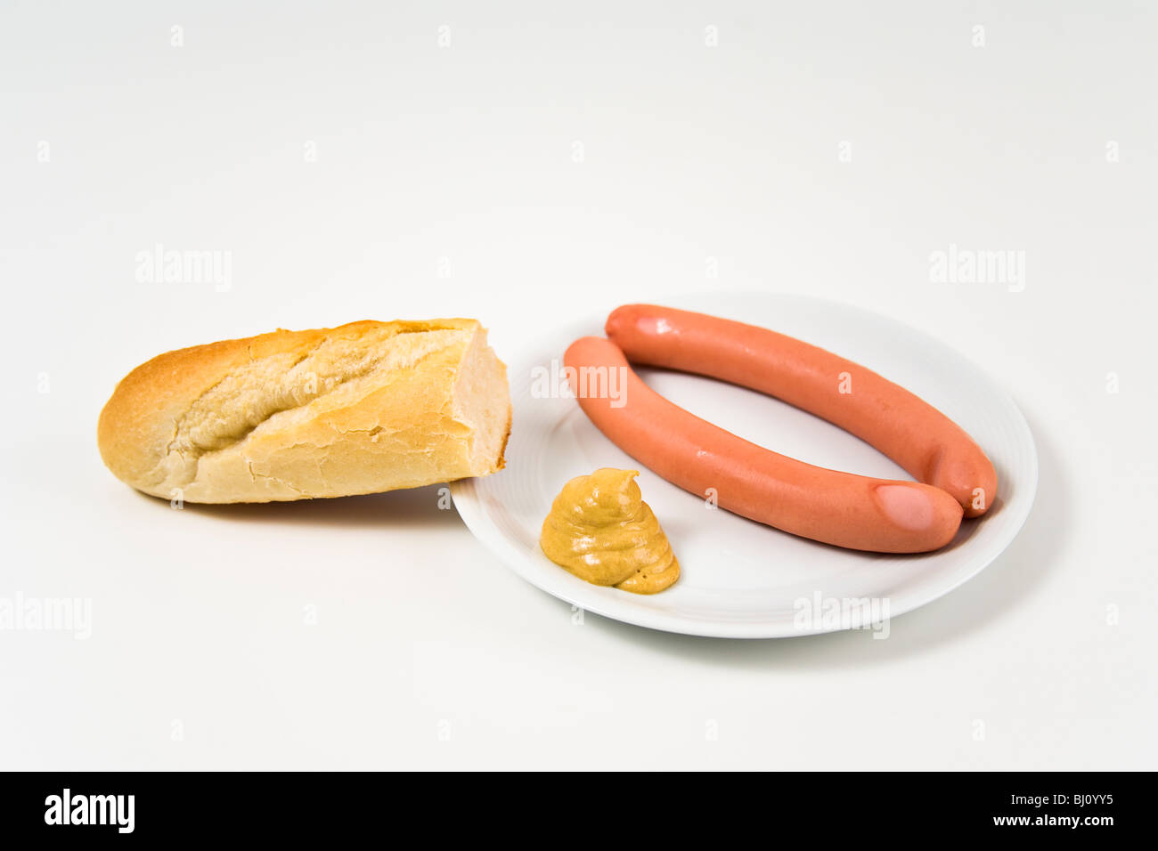 Frankforter salsiccia con pane e senape Foto Stock