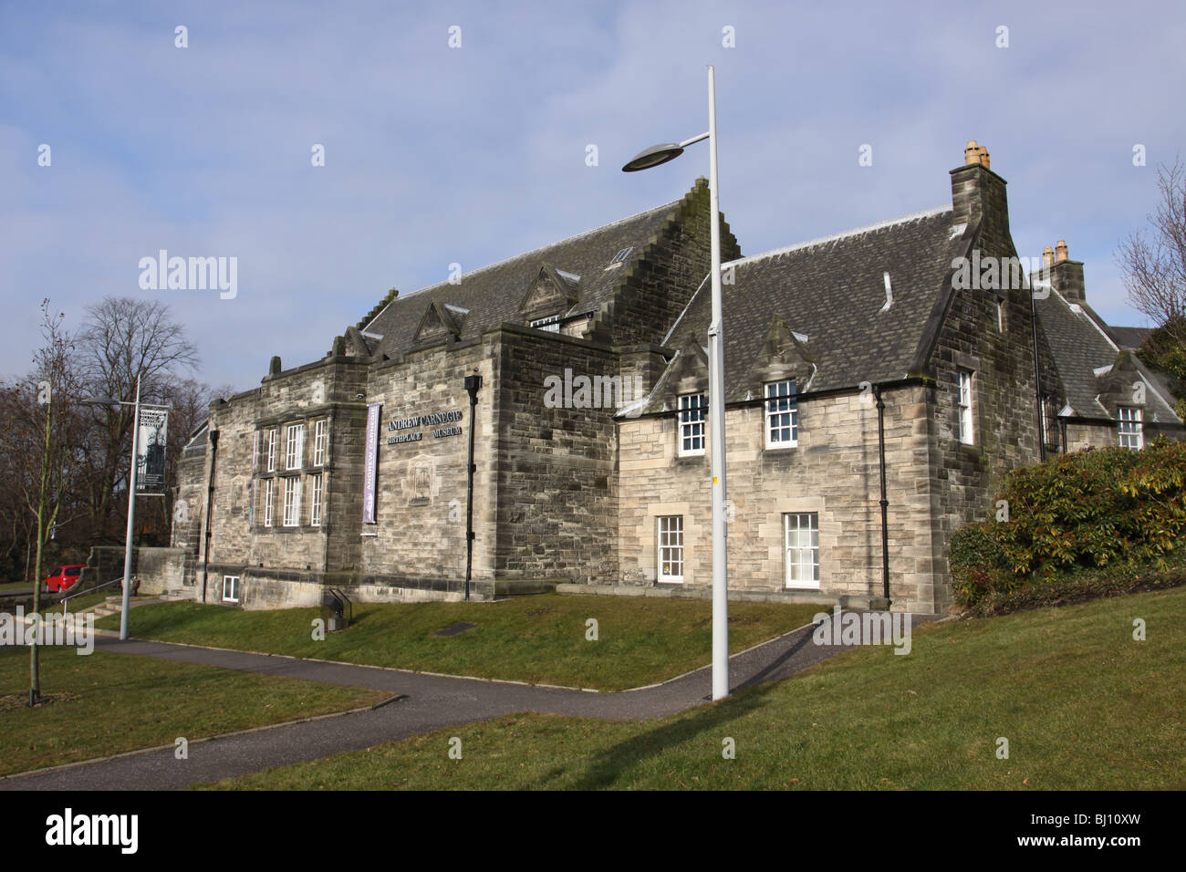 Esterno del Andrew Carnegie Birthplace Museum di Dunfermline Fife Scozia Marzo 2010 Foto Stock