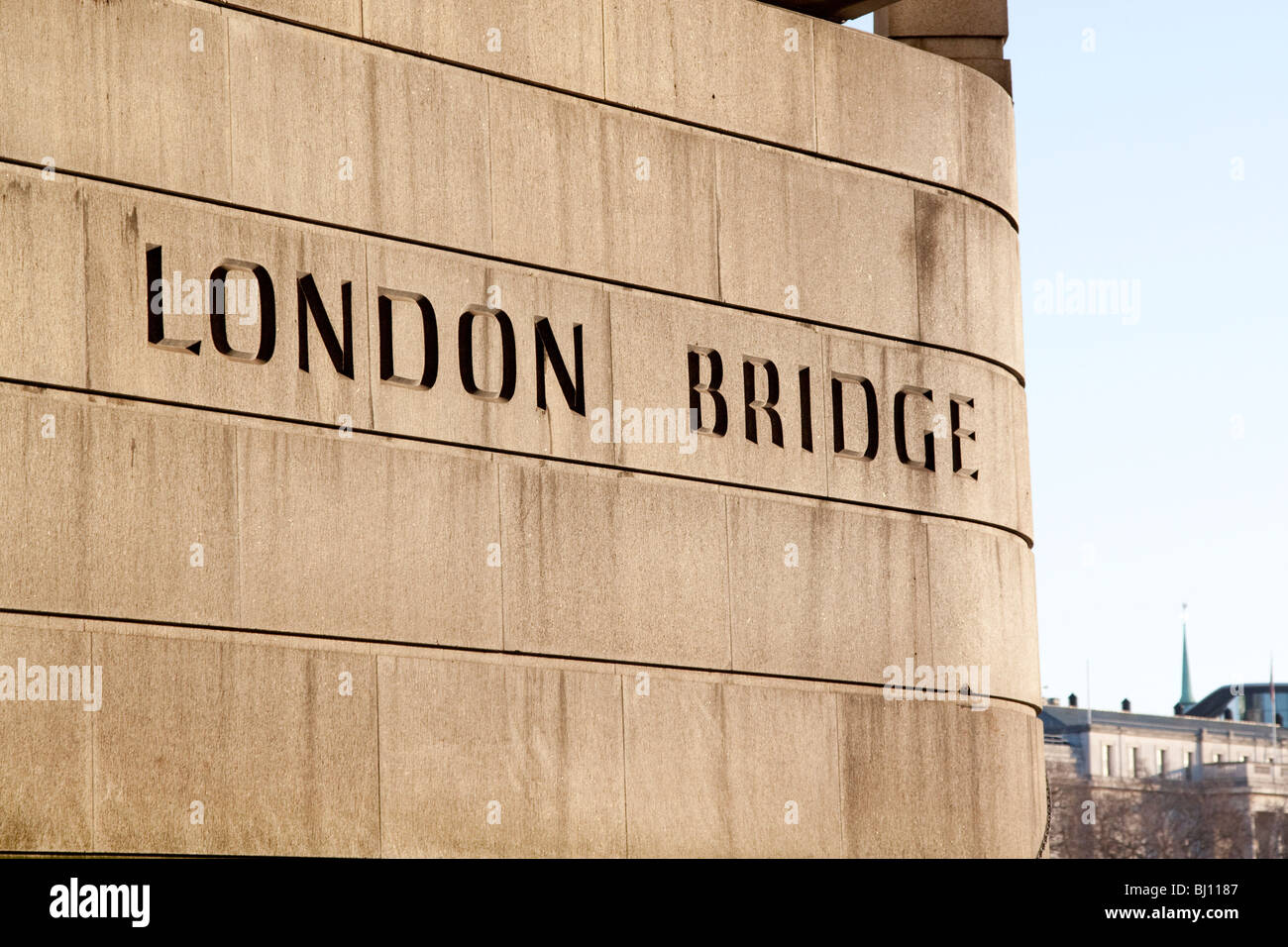 Incisione su London Bridge Foto Stock