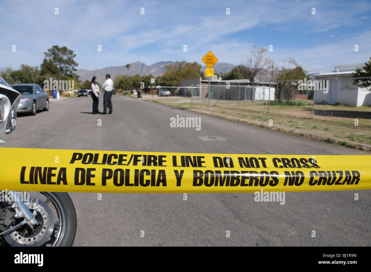 Tucson polizia indagare su un omicidio e la ripresa di un altro uomo ritiene di essere pista relative a Tucson, Arizona, Stati Uniti. Foto Stock