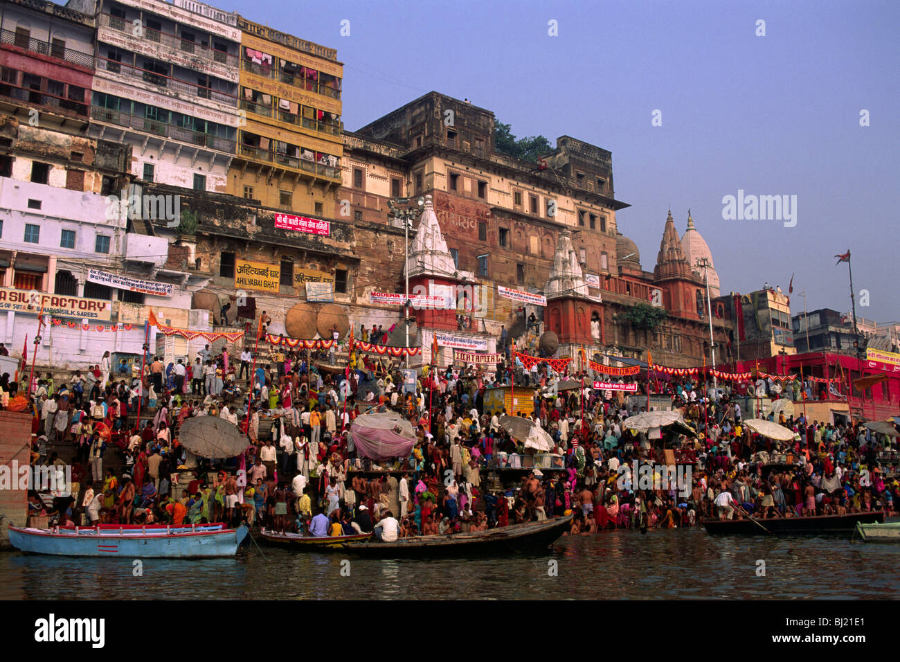India, Varanasi, fiume Gange, festival di Kartik Purnima Foto Stock