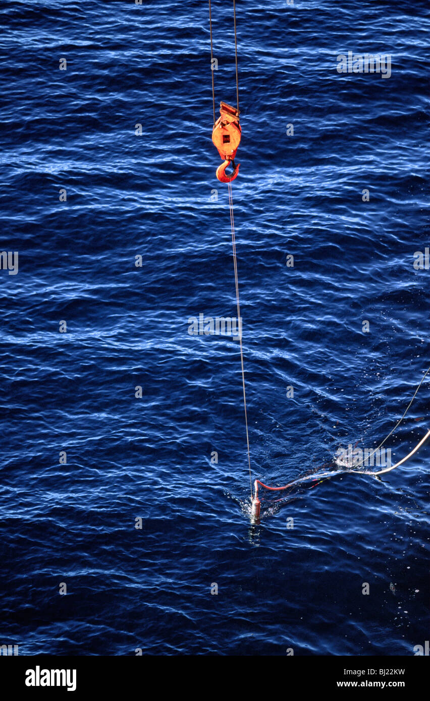 La ricerca marina, il prelievo dei campioni in Artico, Canada. Foto Stock