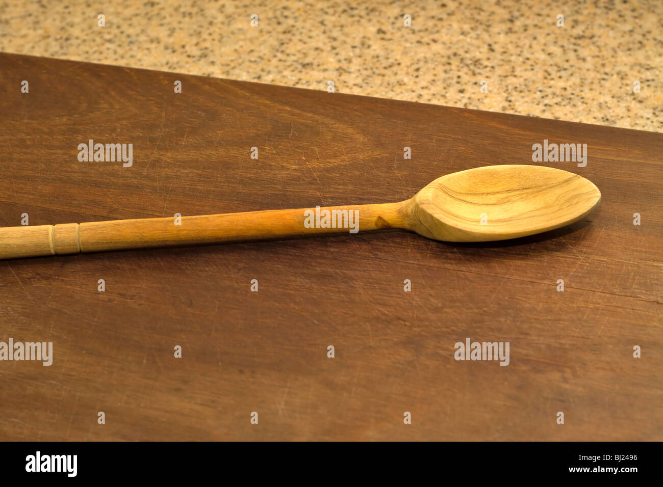 Cucchiaio di legno realizzata in legno d'ulivo Foto Stock