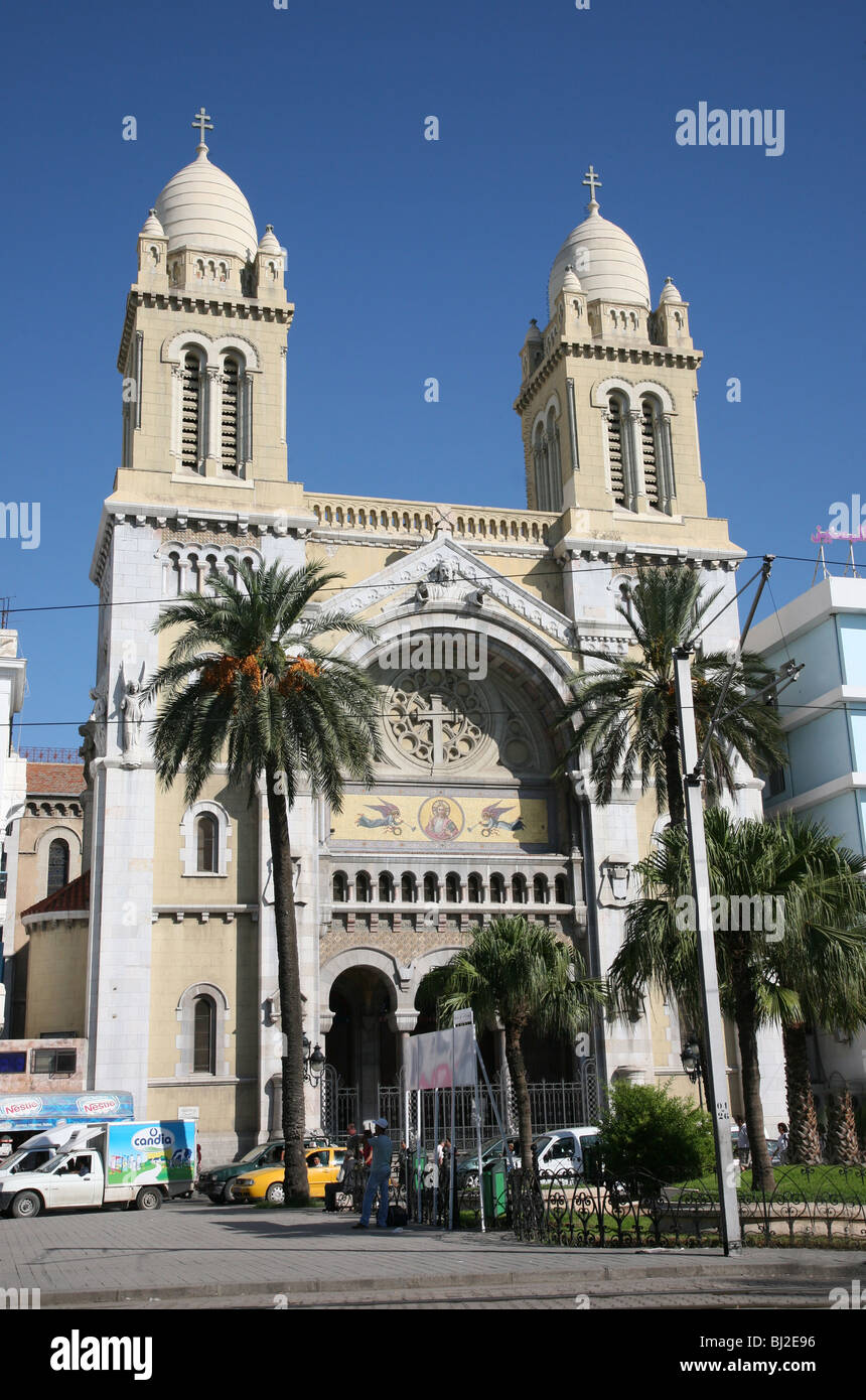 La Cattedrale di San Vincenzo de' Paoli, una cattedrale cattolica romana a Tunisi, la capitale della Tunisia, Nord Africa Foto Stock