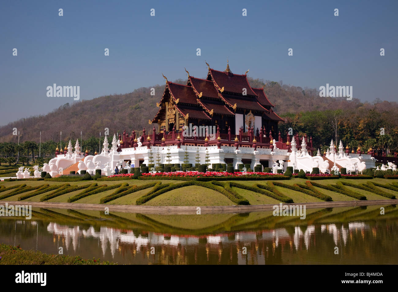 Botanico Ratchaphruek giardini di fiori e il Royal Pavilion, Chiang Mai nel nord della Thailandia. Foto Stock