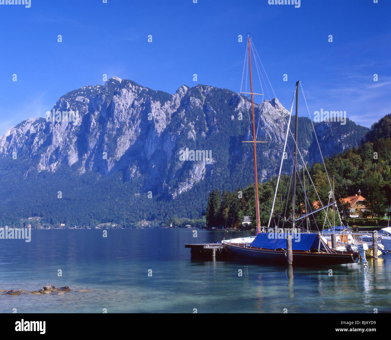 Lago Hallstatt, Hallstatt, Salzkammergut, Austria superiore, la Repubblica d' Austria Foto Stock