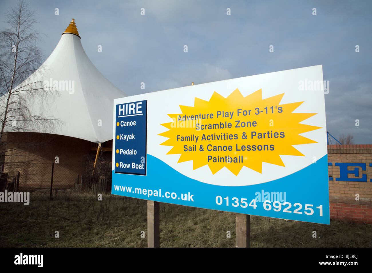 Segno per Mepal Outdoor Center, Mepal, Cambridgeshire, Regno Unito Foto Stock