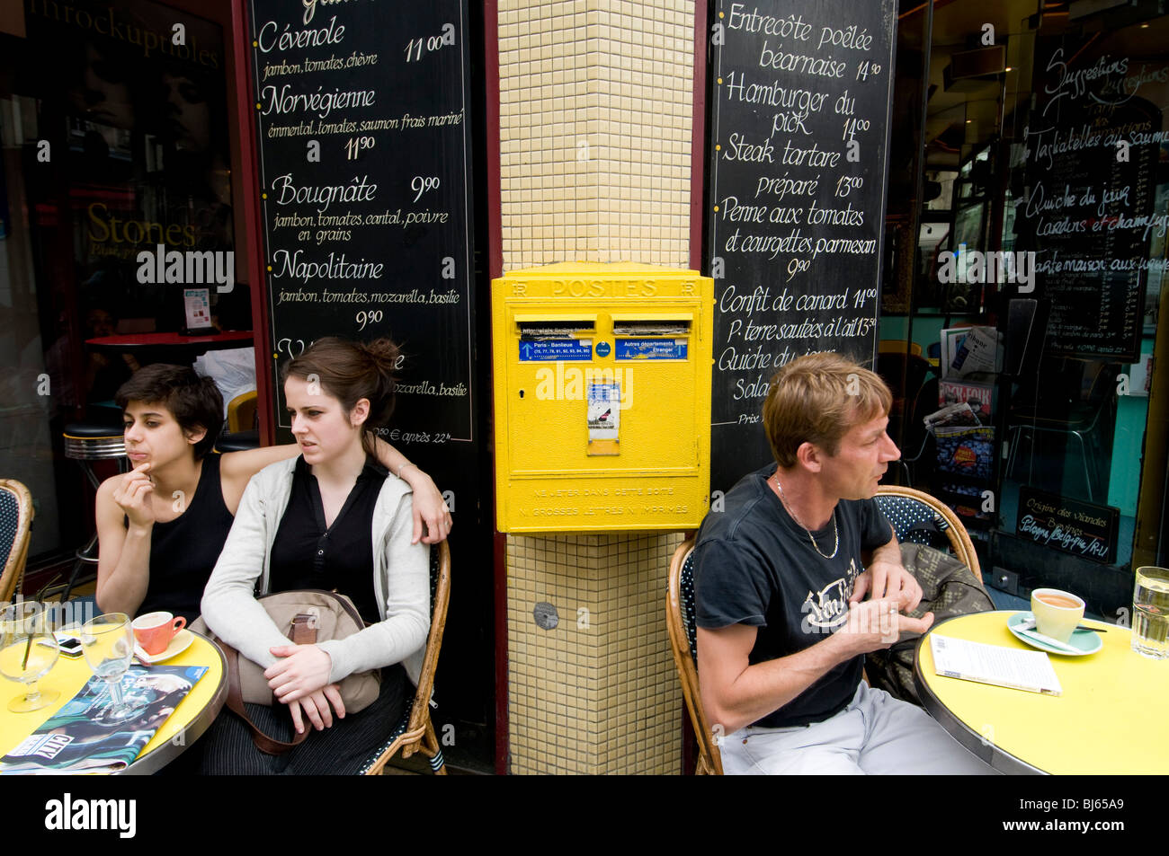 Rue Vieille du Temple, Quartiere di Marais, Paris, Francia. Foto Stock