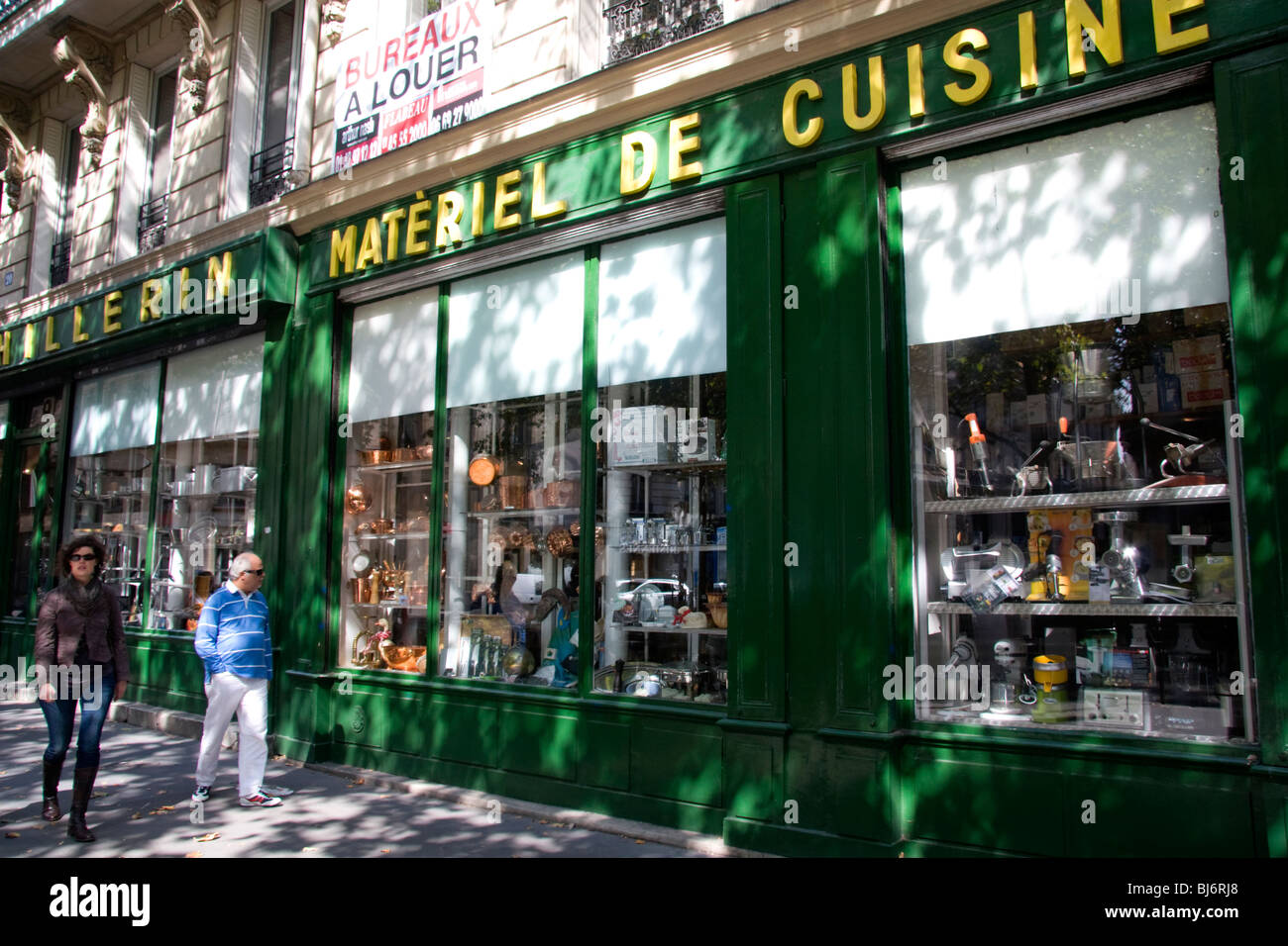 La vetrina di un approvvigionamento di cottura store nelle vicinanze del Les Halles di Parigi, Francia. Foto Stock