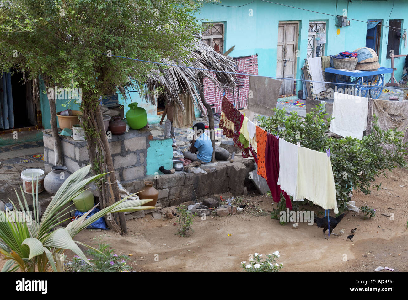 Villaggio indiano strade a Puttaparthi Foto Stock