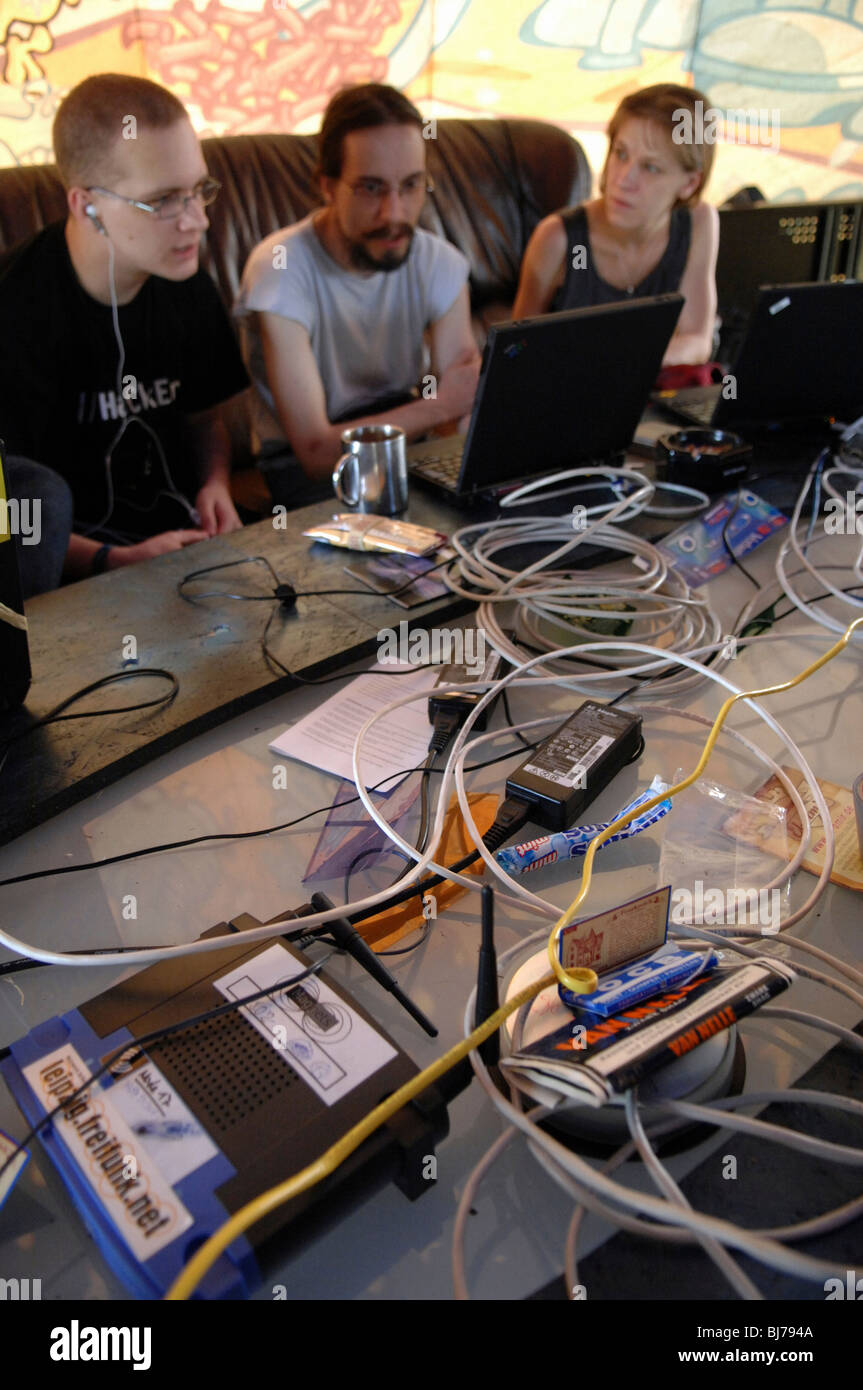 Freaks del computer durante il Chaos Communication Camp in Finowfurt, Germania Foto Stock