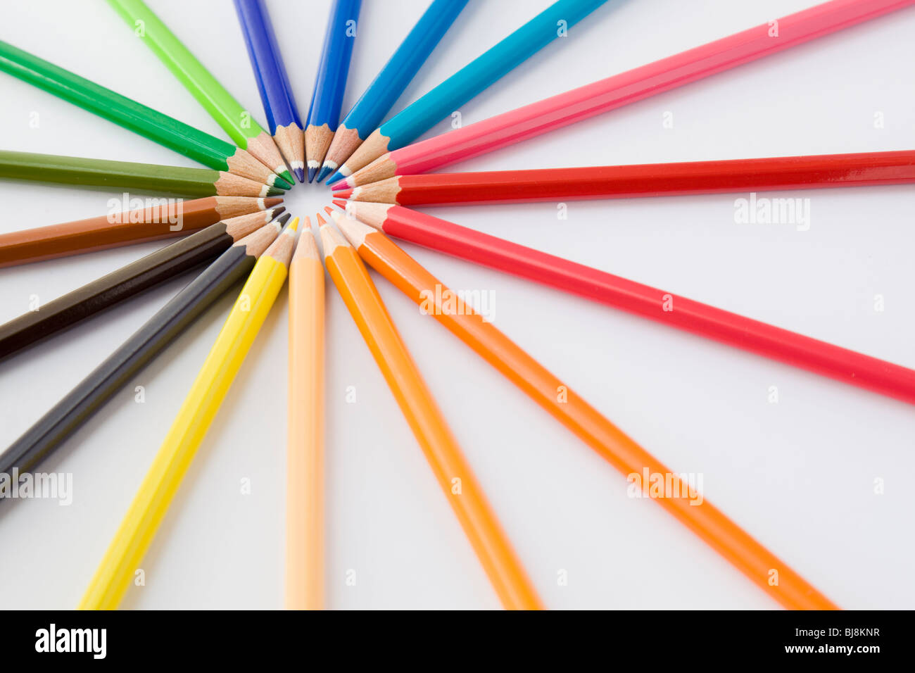 Star non verniciata con matite colorate visto obliqua Foto Stock
