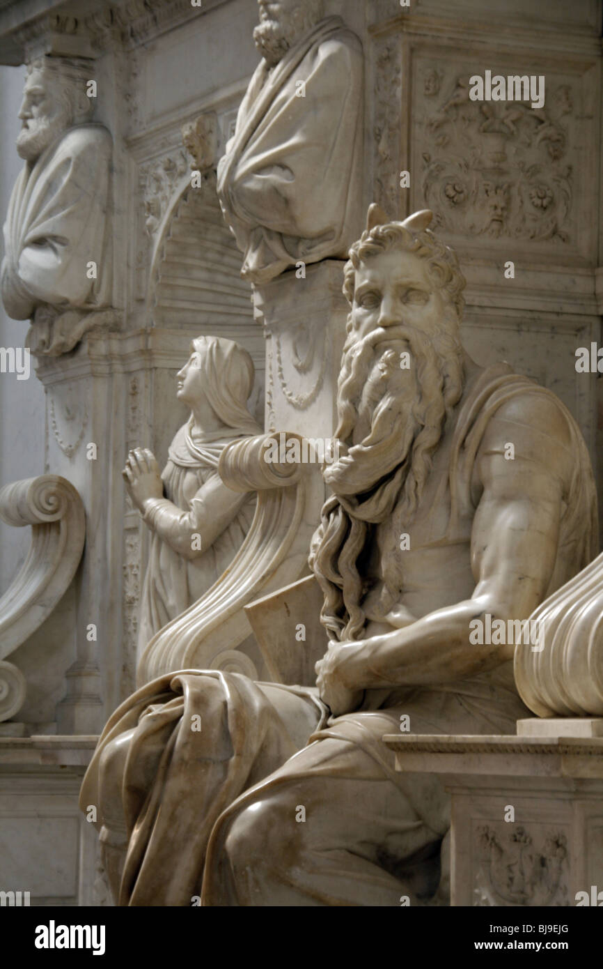 Il Mosè di Michelangelo la statua di san Pietro in Vincoli, Roma Foto stock Alamy