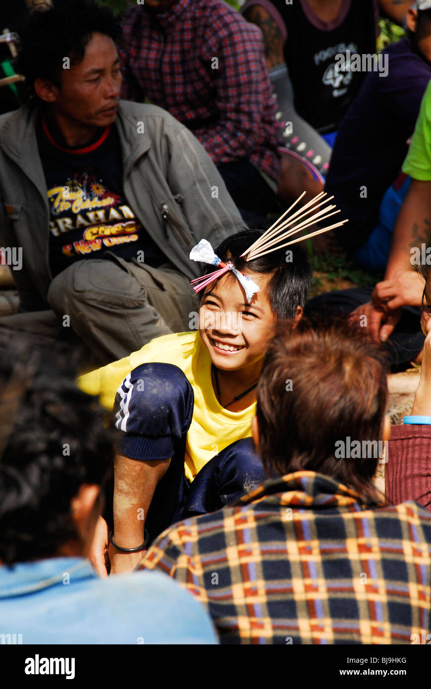 Karen giovane ragazza al funerale, umpium Refugee Camp(thai confine birmano) , a sud di Mae Sot , provincia di Tak , a nord della Thailandia Foto Stock