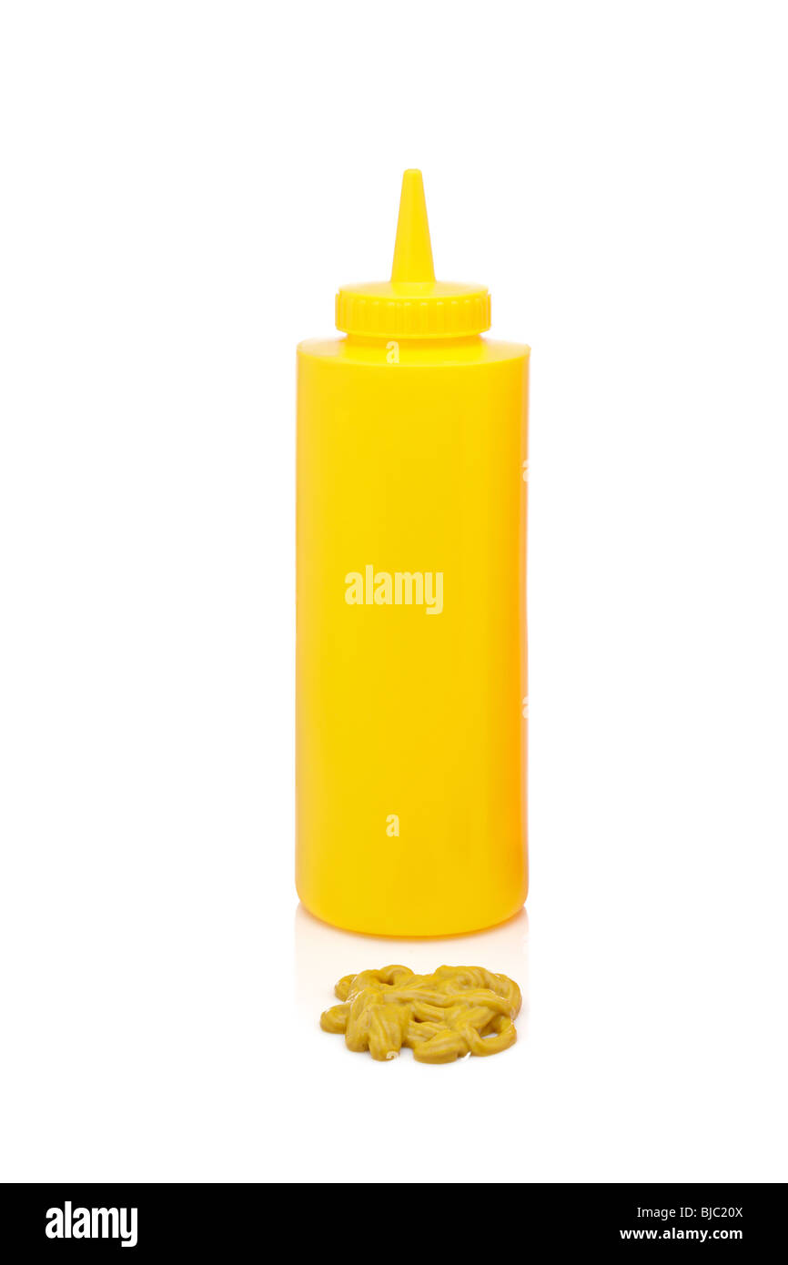 Bottiglia di senape con morbida ombra su sfondo bianco Foto Stock