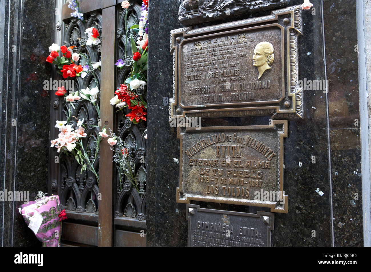 La tomba di Evita Peron in Recoleta cimitero Capital Federal Buenos aires repubblica di Argentina sud america Foto Stock