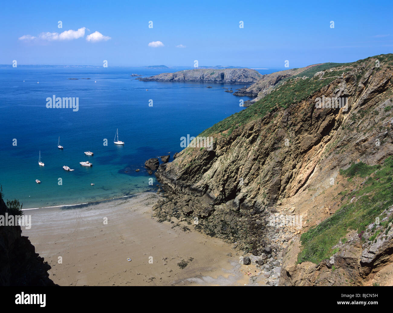 La Grande Greve - il drammatico paesaggio costiero visto da La Coupee Causeway Foto Stock