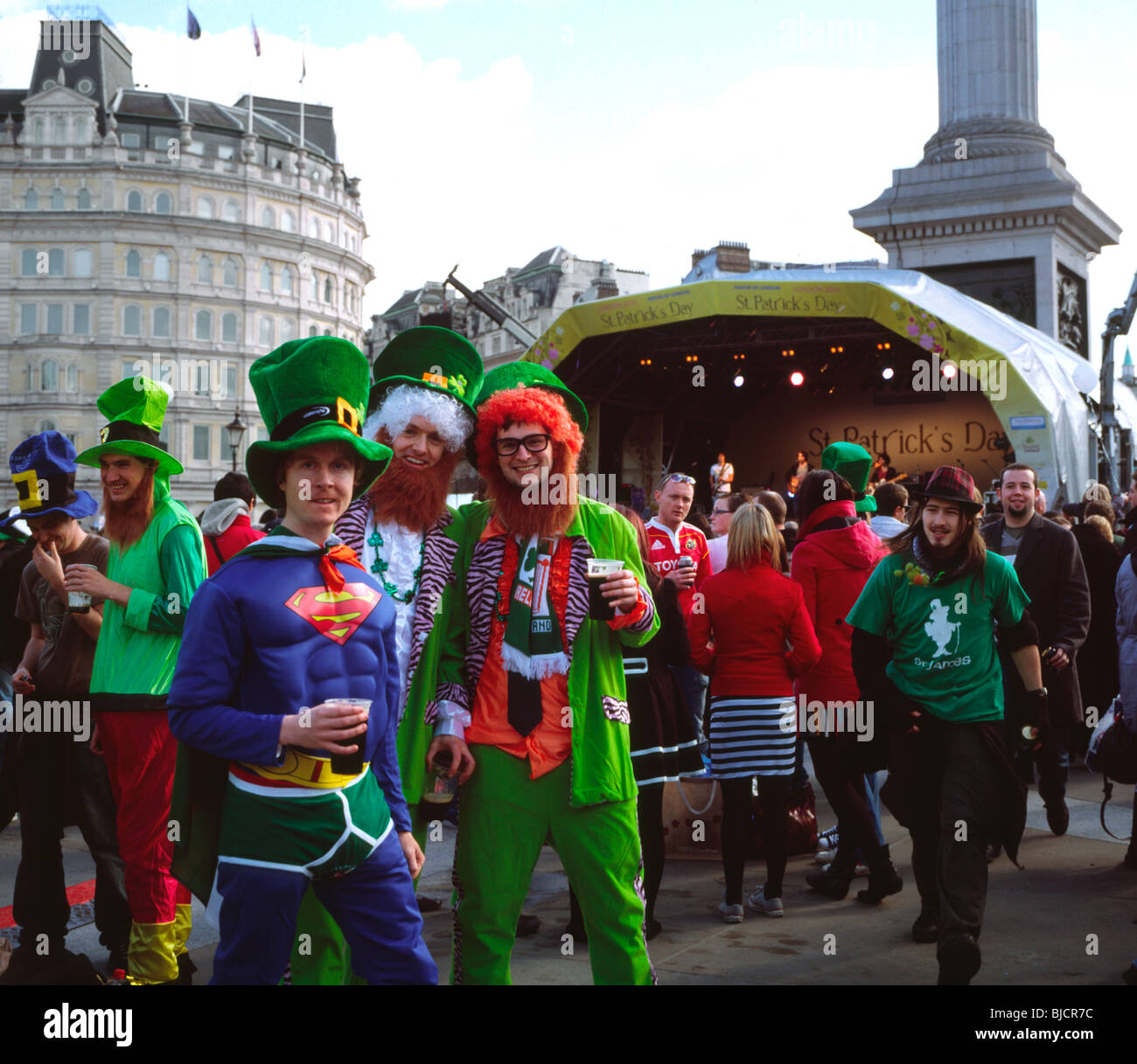 Il giorno di San Patrizio parade London 2010 Foto Stock