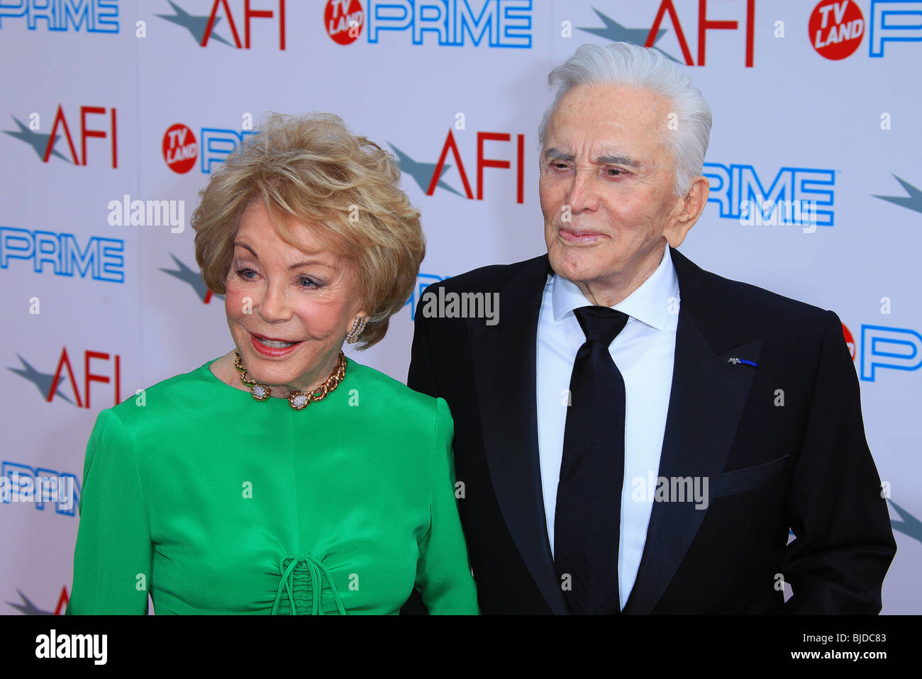 ANNE BUYDENS KIRK DOUGLAS AFI Life Achievement Award un tributo a Michael Douglas Culver City LOS ANGELES CA USA 11 giugno 200 Foto Stock