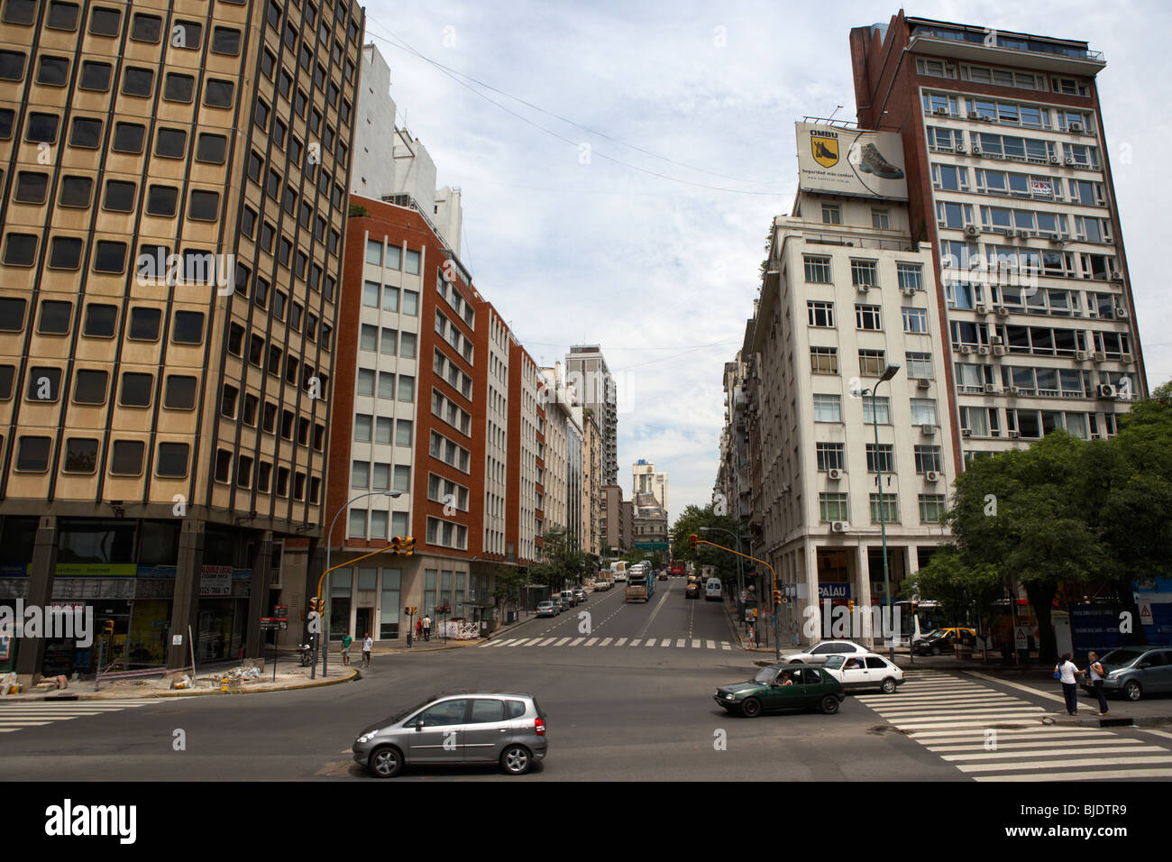 Avenida Cordoba nell'microcenter financial district Capital Federal Buenos aires repubblica di Argentina sud america Foto Stock