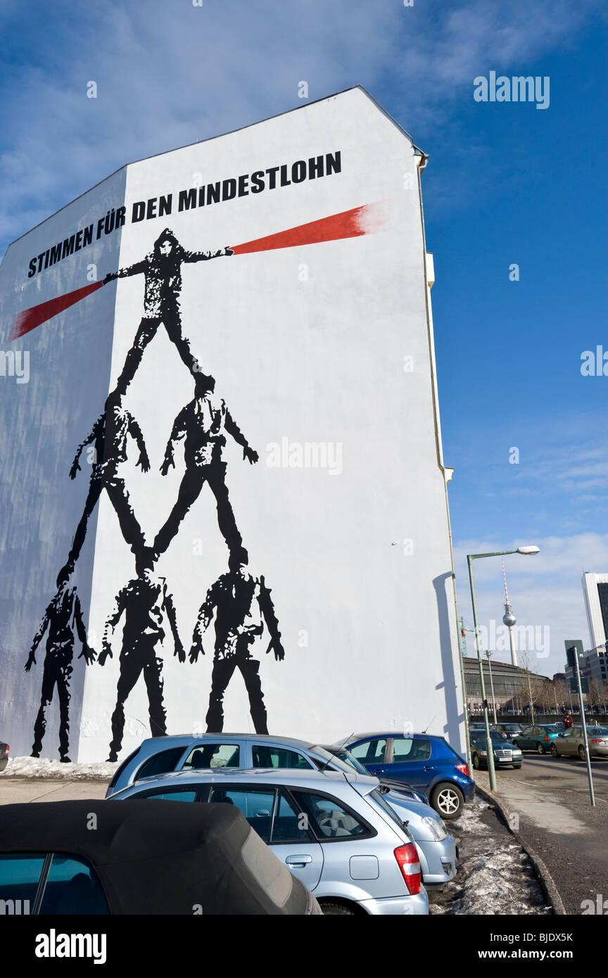 Murale di Victor cenere sulla Schiffbauerdamm, Berlino, Germania, Europa Foto Stock