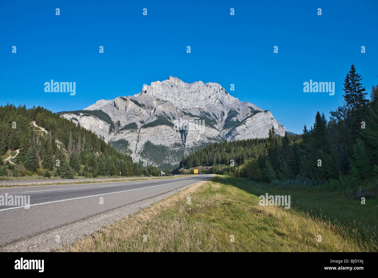 La Cascade Mountain - Parco Nazionale di Banff - Alberta - Canada Foto Stock