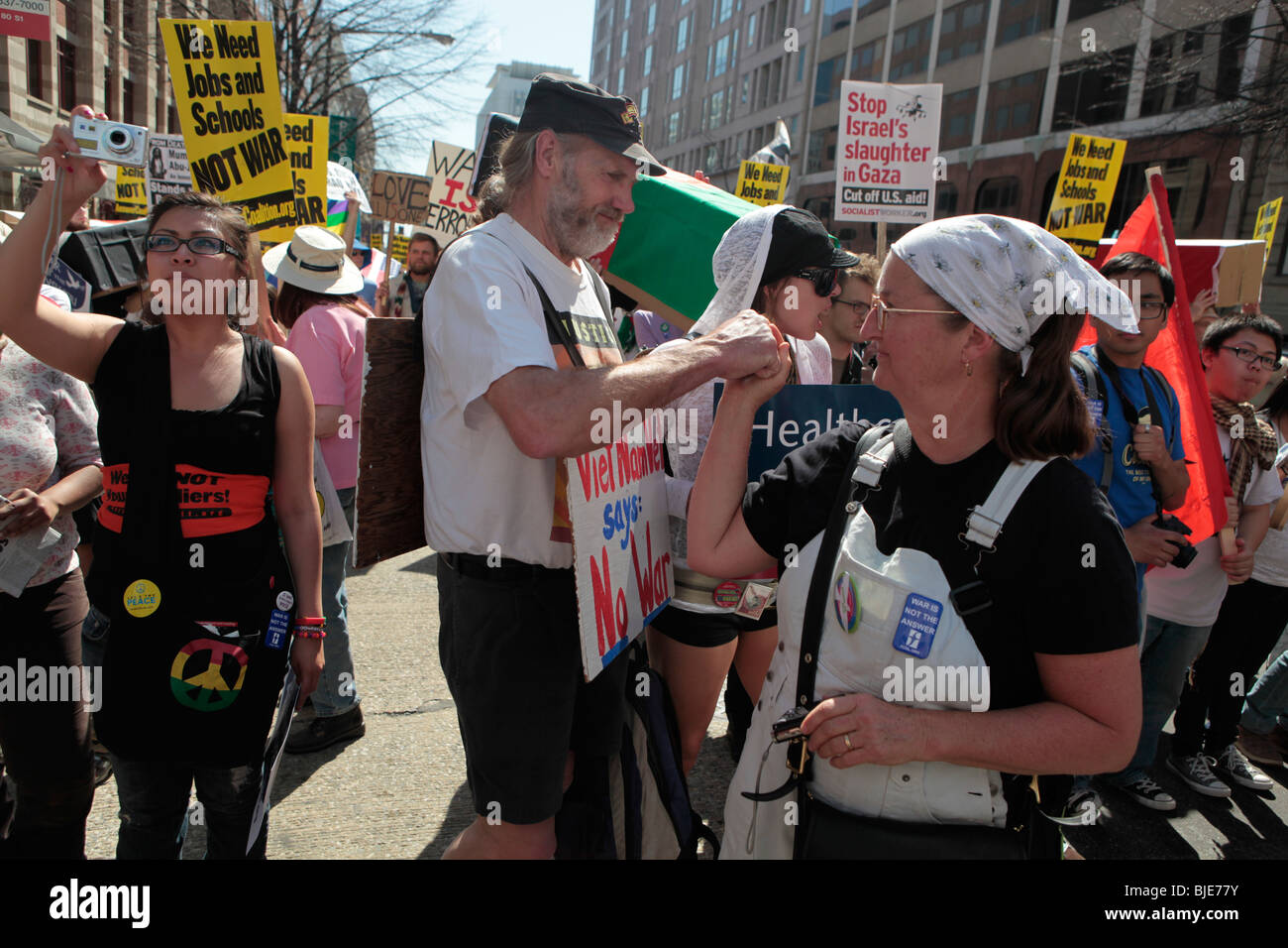 Veterano del Vietnam Chuck Heyne della 101ª Divisione aviotrasportata per protestare la guerra. Anti-guerra di protesta. Marzo su Washington. Marzo 20, 2010 Foto Stock