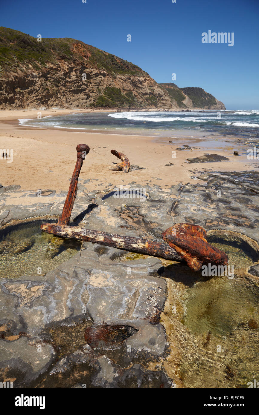 Il dispositivo di ancoraggio dal 1869 Marie Gabrielle naufragio, Moonlight Testa, Great Ocean Road, Victoria, Australia Foto Stock