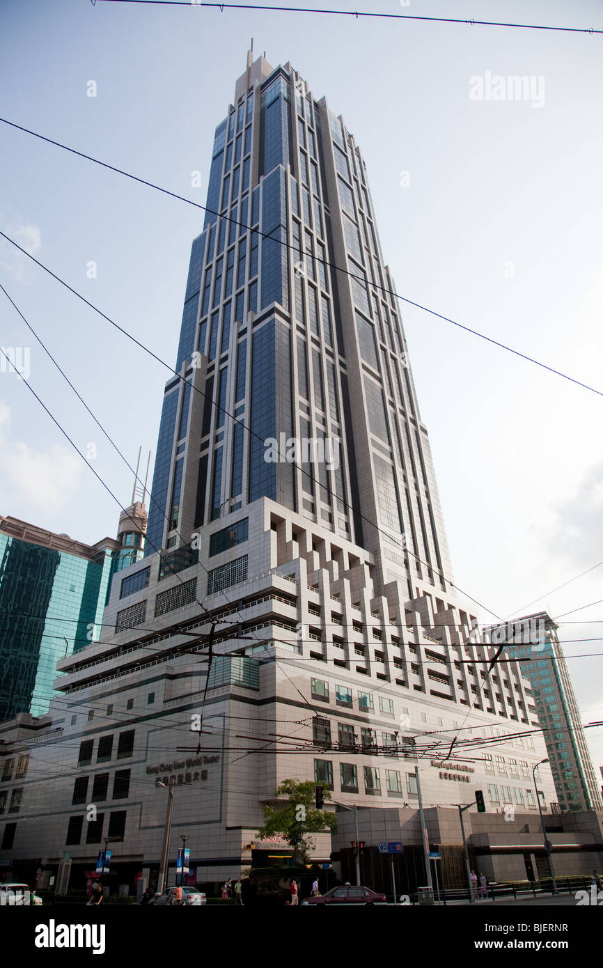 Hong Kong New World Tower, Shanghai, Cina Foto Stock