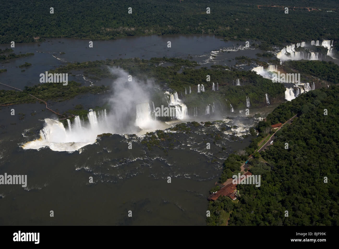 Vista aerea di Iguazu falls e i diavoli gola iguacu national park, PARANA, Brasile, Sud America Foto Stock