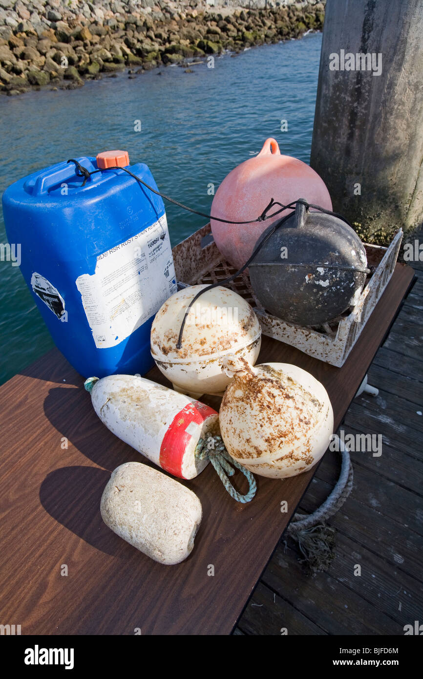 Campioni di plastica e i rifiuti raccolti nel North Pacific Gyre. Long Beach, California, Stati Uniti d'America. Foto Stock