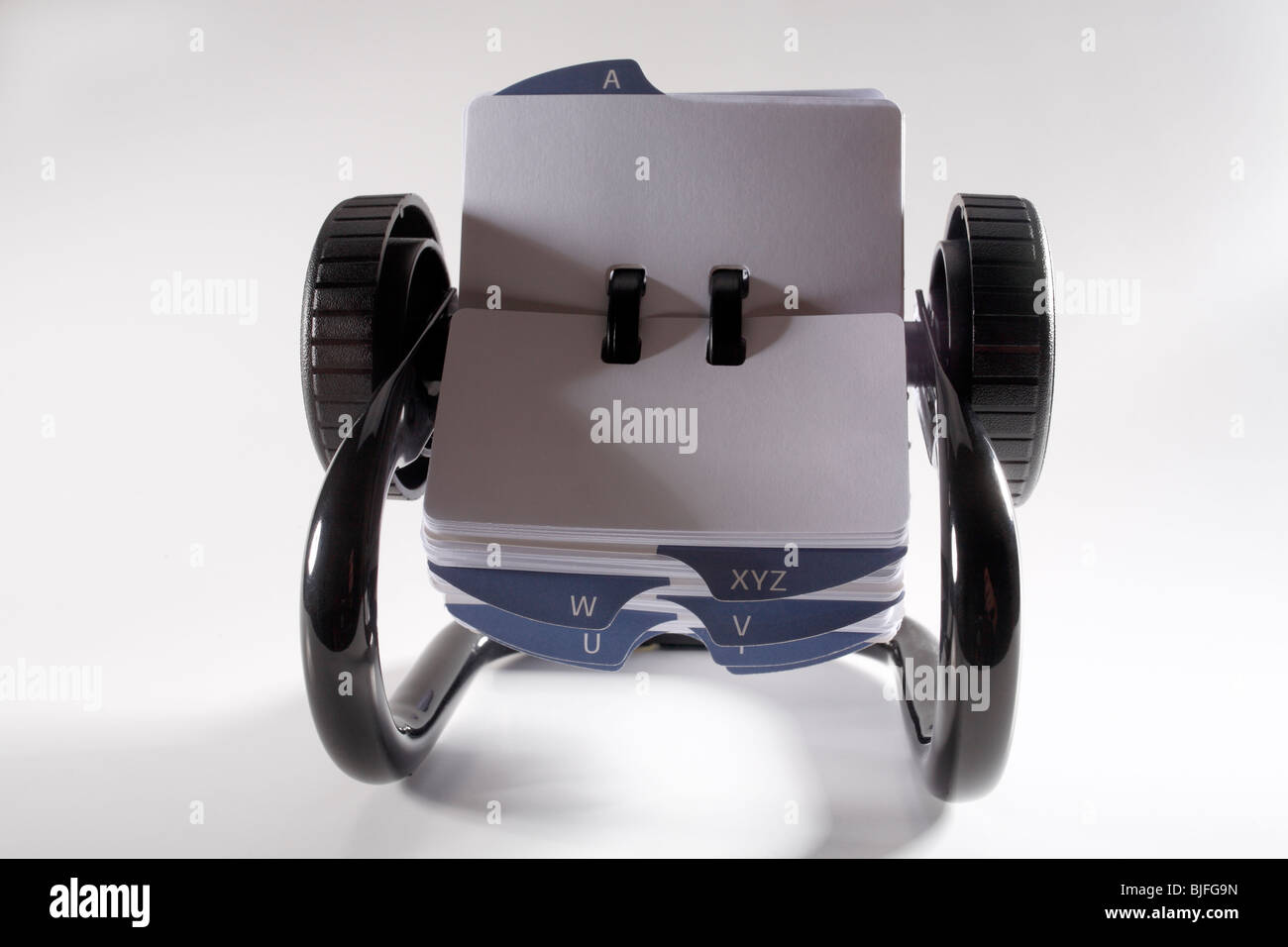 Schedario Rolodex rotary file system su sfondo bianco Foto Stock