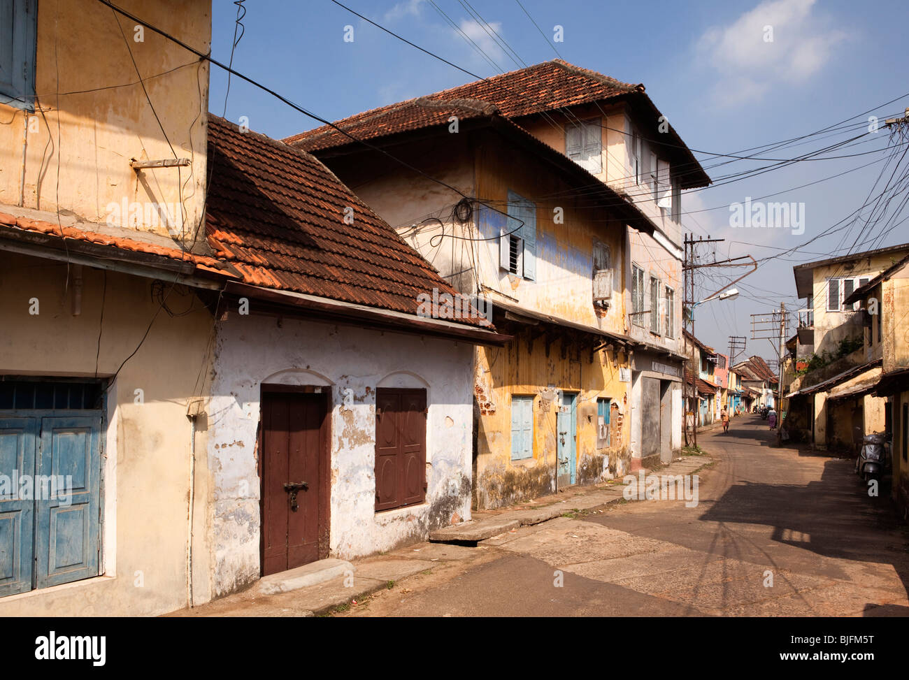 India Kerala, Kochi, Mattancherry, Jewtown, street di pittoresche vecchie case Foto Stock